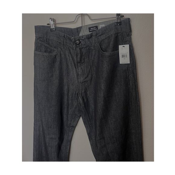 NWT Volcom Solver Denim Jeans Modern Straight Men’s Size 32x32 Gray - Picture 2 of 10